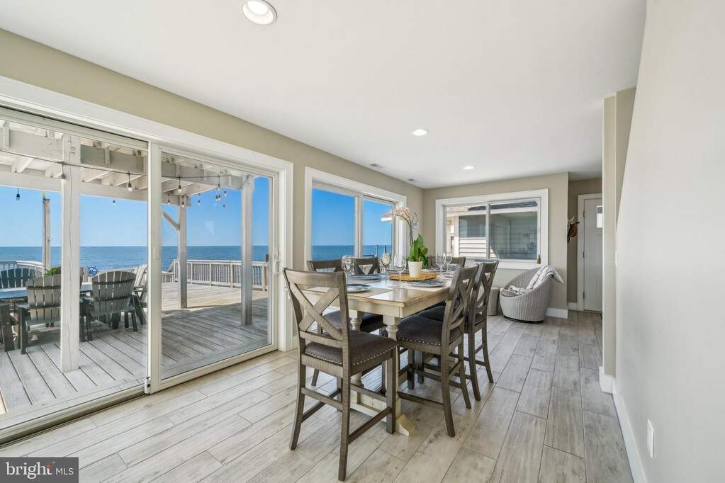 5 Bedroom Single Family Home/House's Image 28