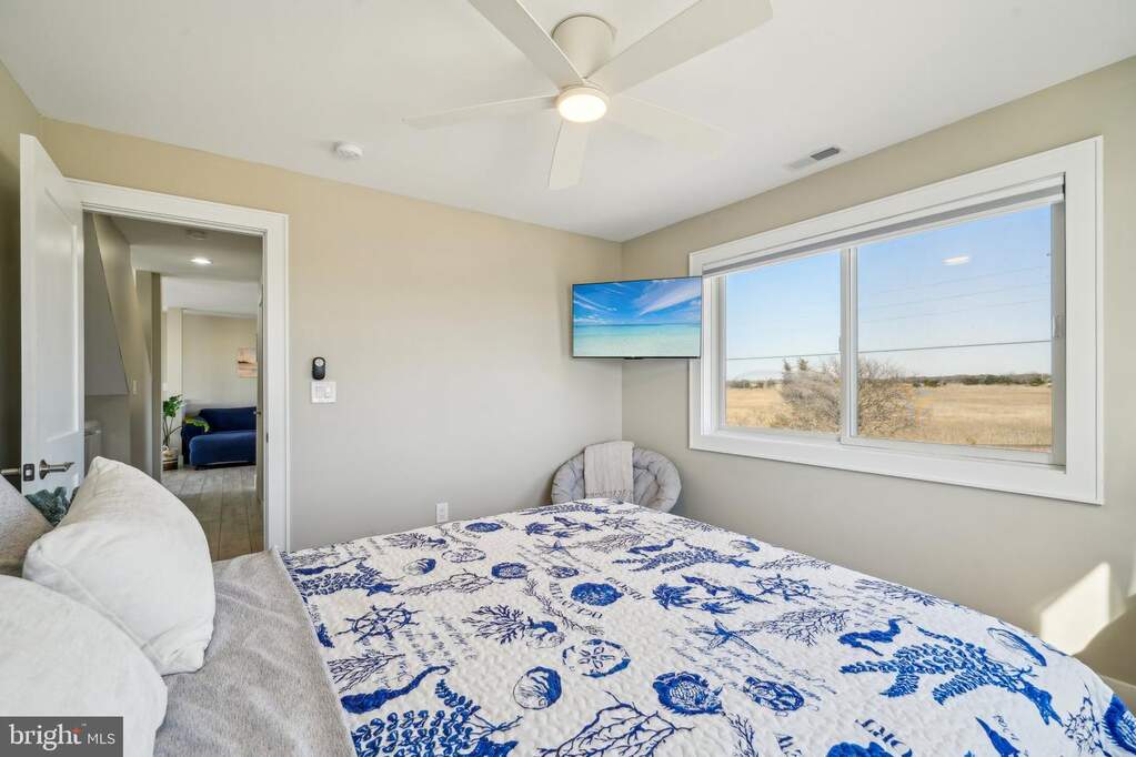 5 Bedroom Single Family Home/House's Image 29