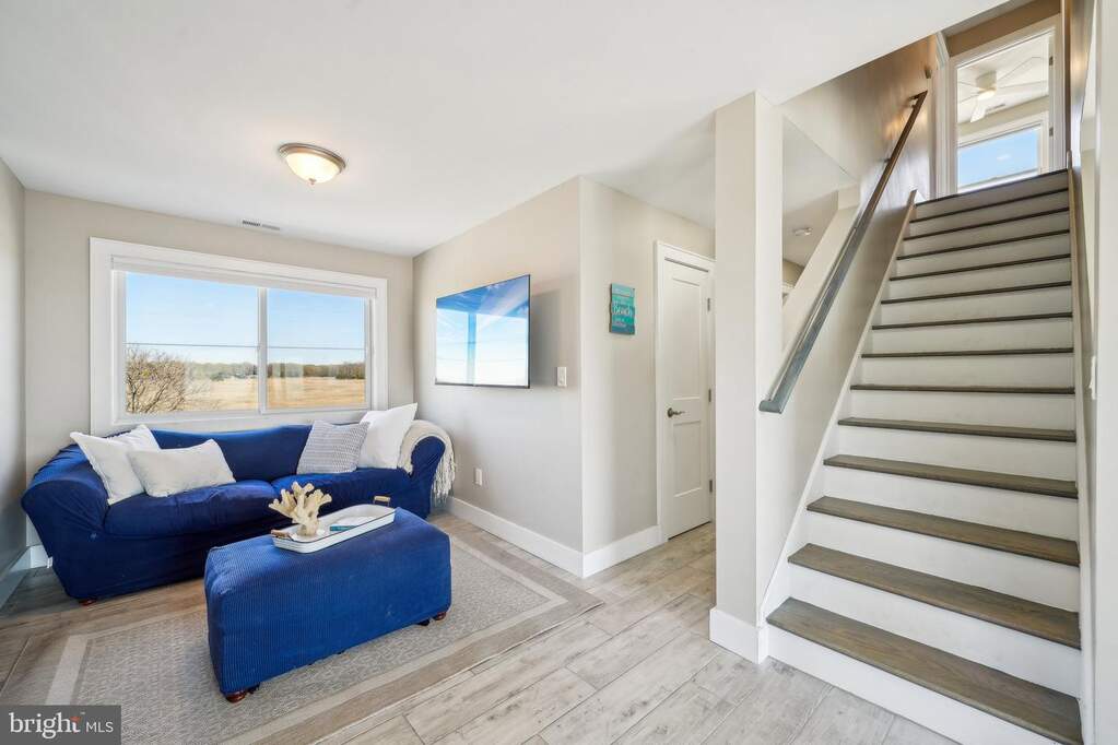 5 Bedroom Single Family Home/House's Image 65