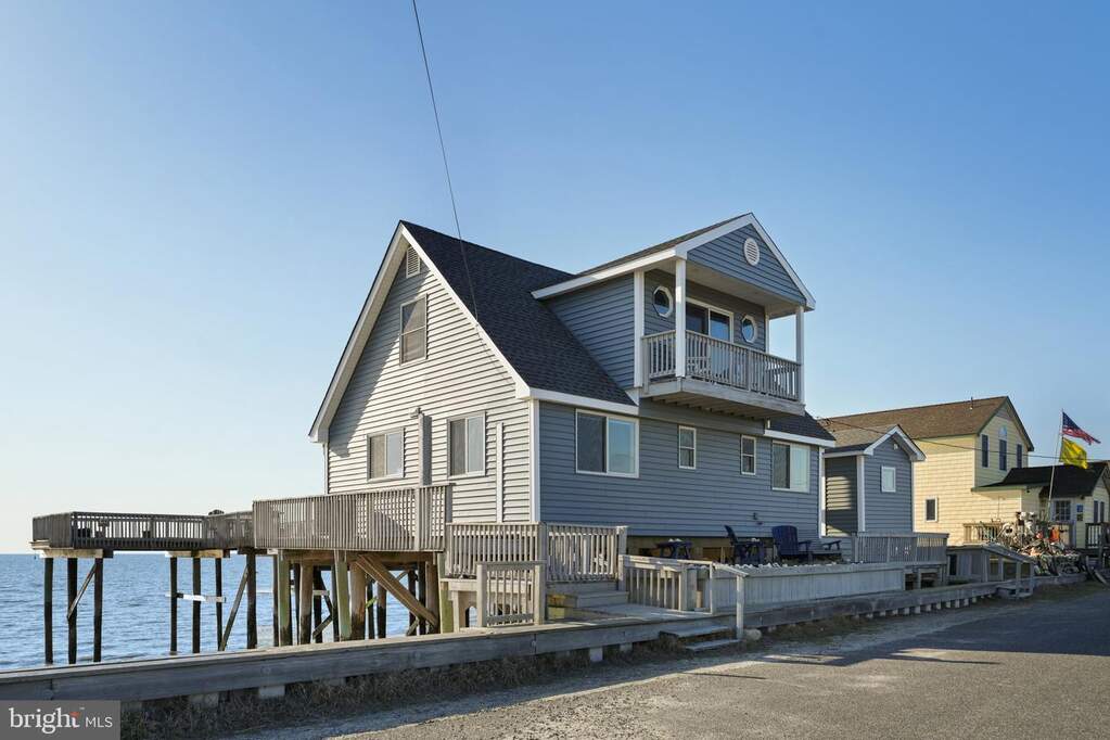 5 Bedroom Single Family Home/House's Image 85