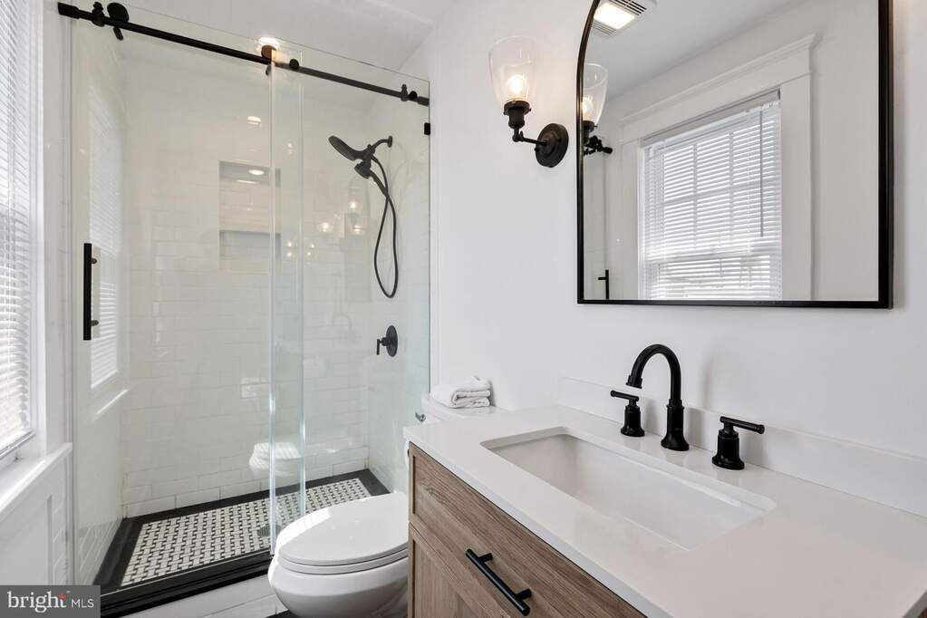 4 Bedroom Single Family Home/House's Image 17