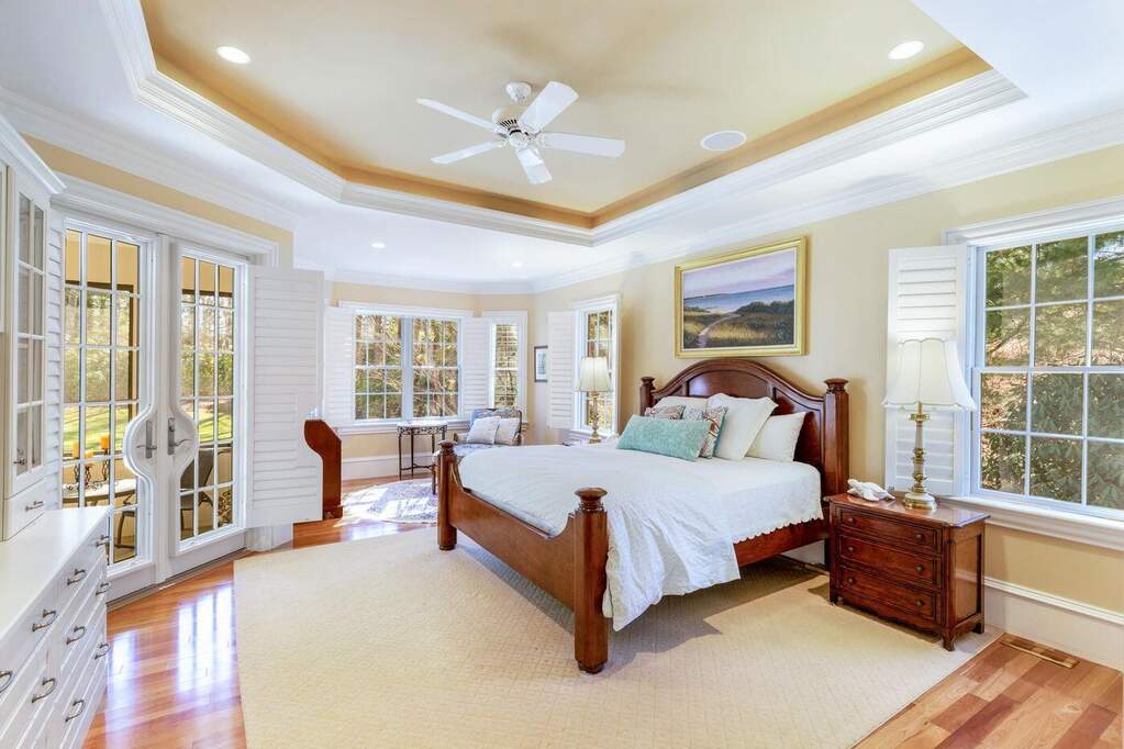 4 Bedroom Single Family Home/House's Image 9