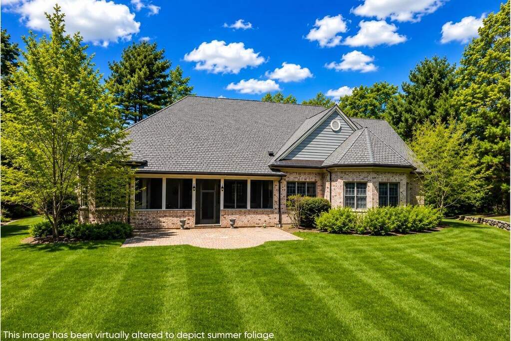 4 Bedroom Single Family Home/House's Image 17