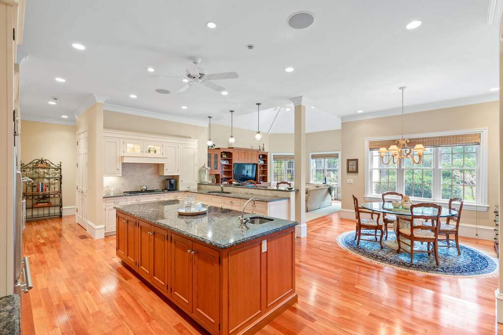 93OysterWay-1063