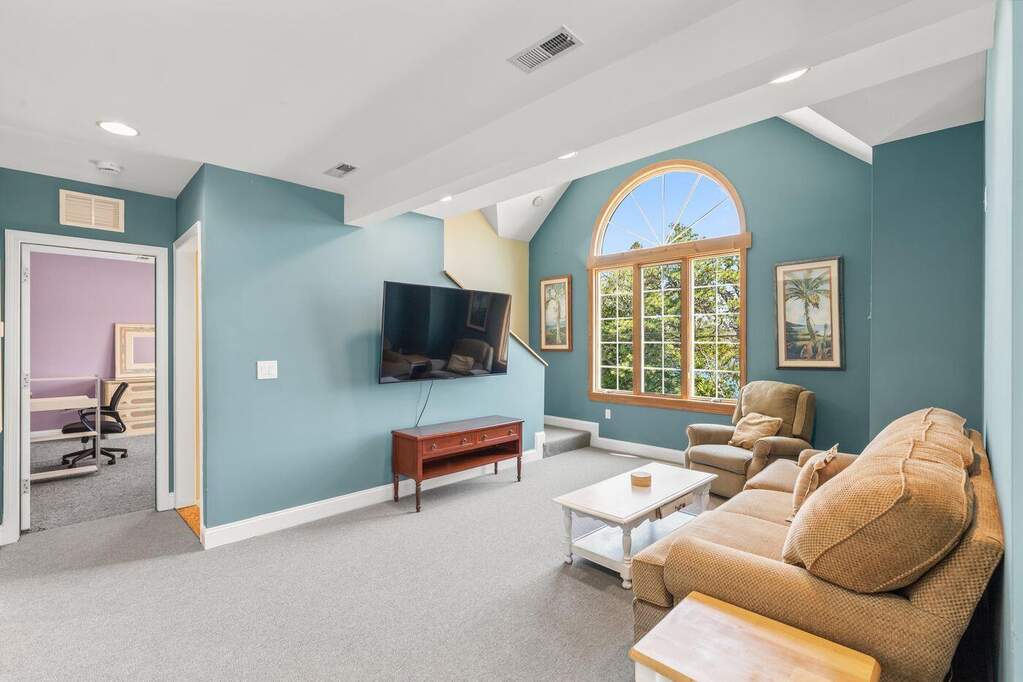 3 Bedroom Single Family Home/House's Image 7