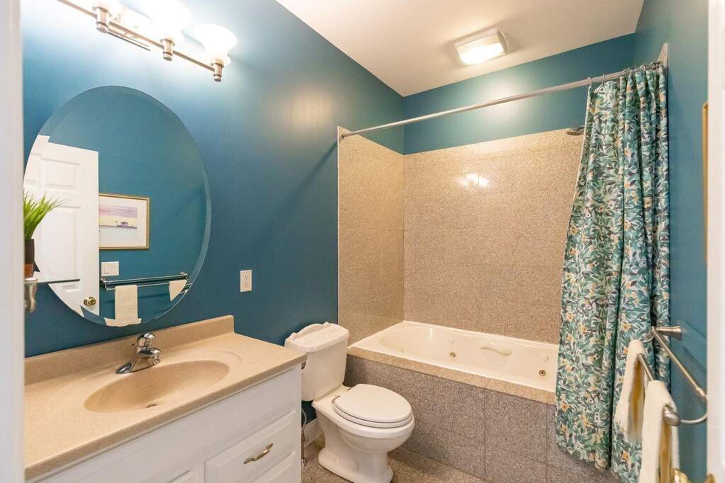 3 Bedroom Single Family Home/House's Image 6