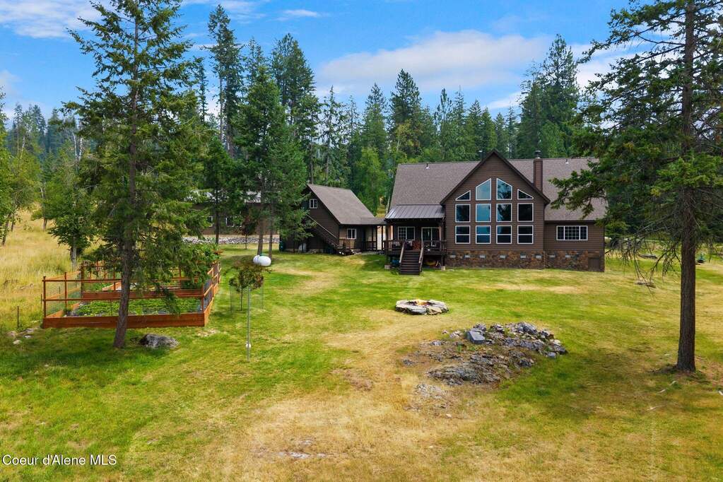 235 Kiebert Loop