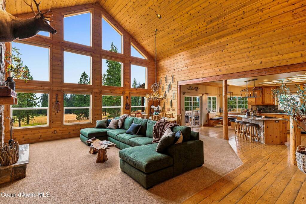 235 Kiebert Loop