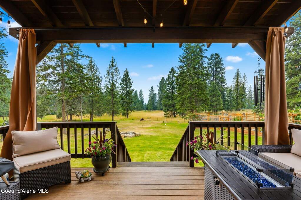 235 Kiebert Loop