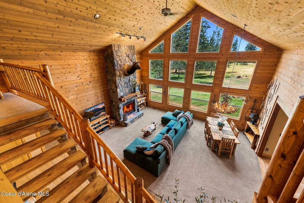 235 Kiebert Loop