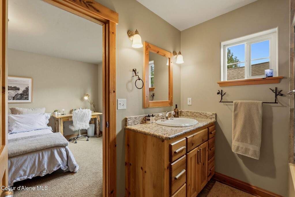 235 Kiebert Loop