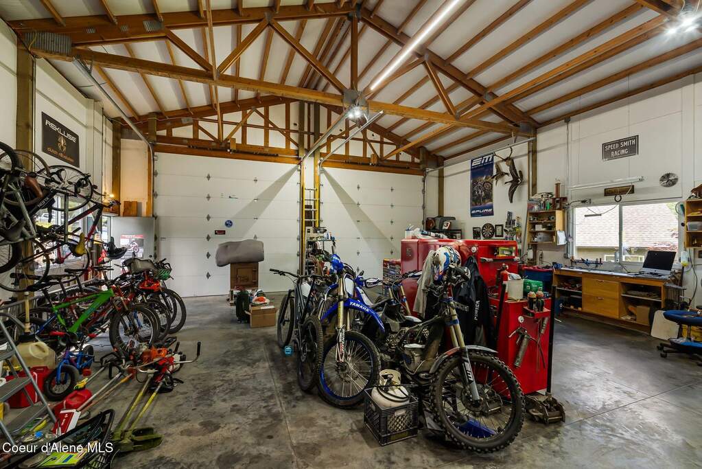 235 Kiebert Loop