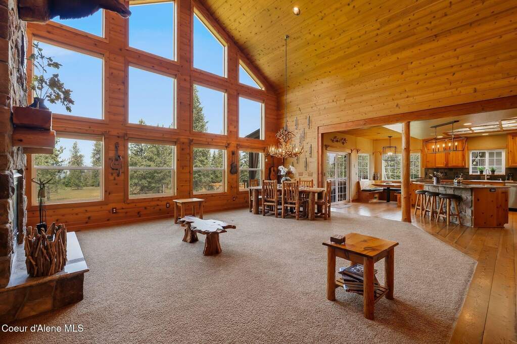 235 Kiebert Loop