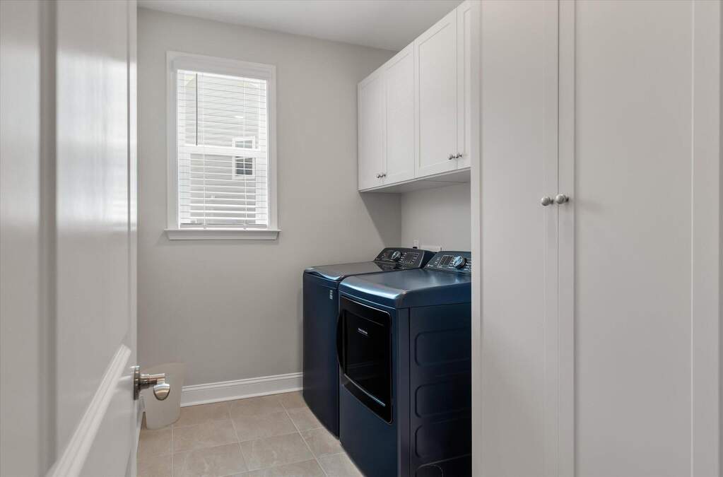 3 Bedroom Single Family Home/House's Image 32