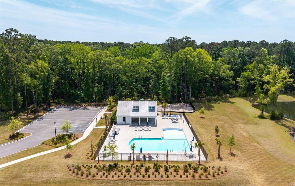 3 Bedroom Single Family Home/House's Image 4