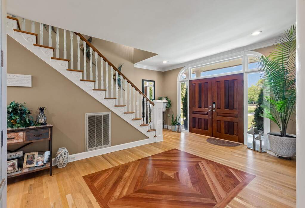 4 Bedroom Single Family Home/House's Image 12