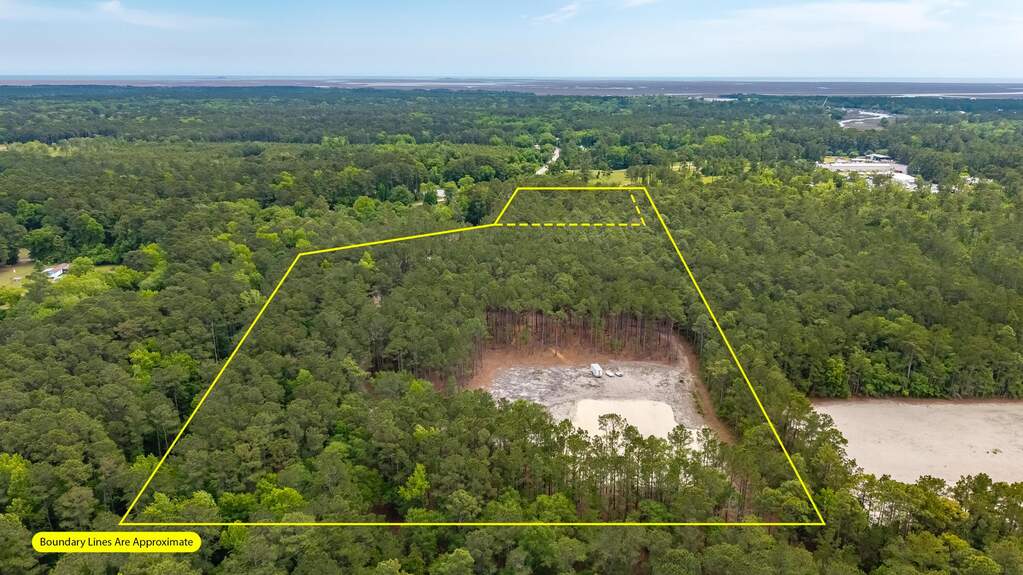Land/Vacant Land's Image 9