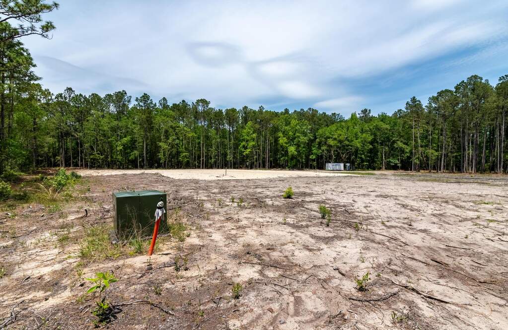Land/Vacant Land's Image 3