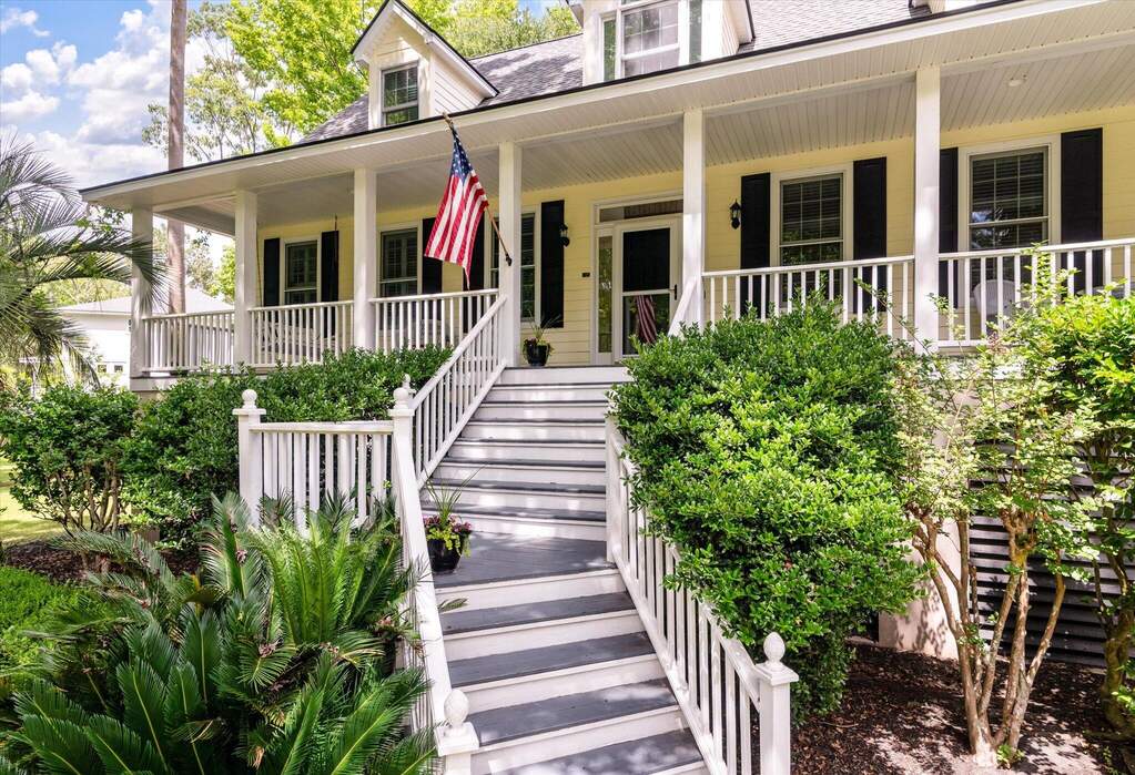 4 Bedroom Single Family Home/House's Image 7