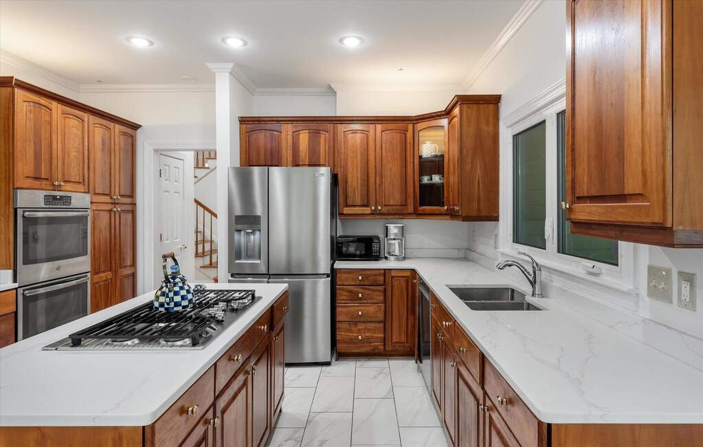 4 Bedroom Single Family Home/House's Image 13