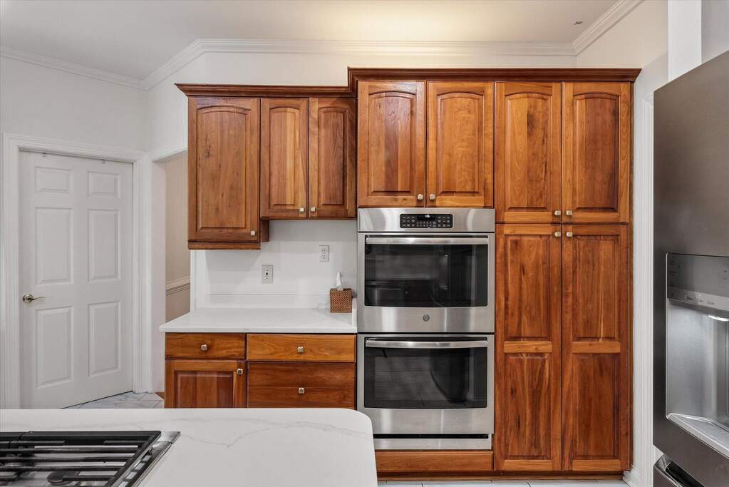 4 Bedroom Single Family Home/House's Image 17