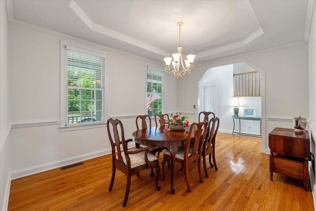 4 Bedroom Single Family Home/House's Image 20