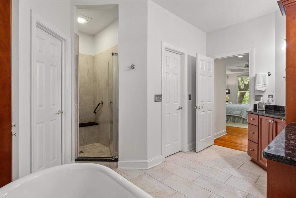 4 Bedroom Single Family Home/House's Image 22