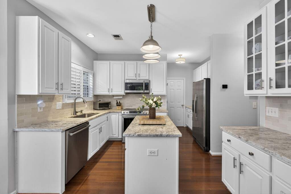 4 Bedroom Single Family Home/House's Image 10
