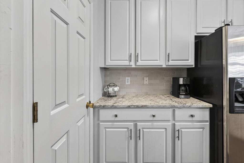 4 Bedroom Single Family Home/House's Image 11