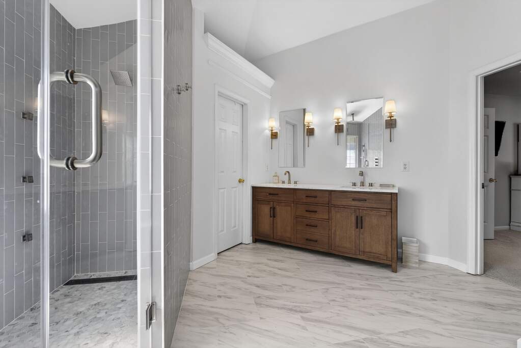 4 Bedroom Single Family Home/House's Image 14