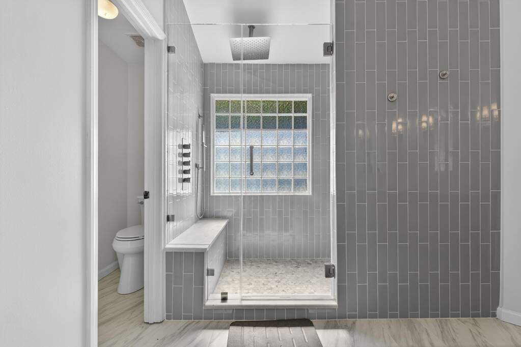 4 Bedroom Single Family Home/House's Image 16
