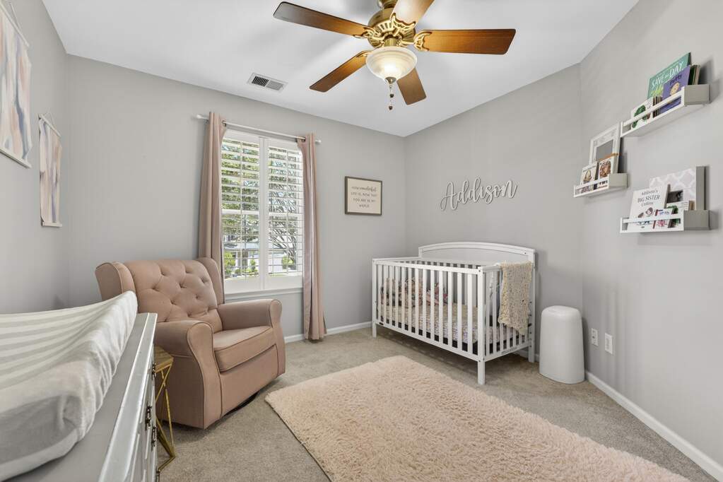 4 Bedroom Single Family Home/House's Image 18