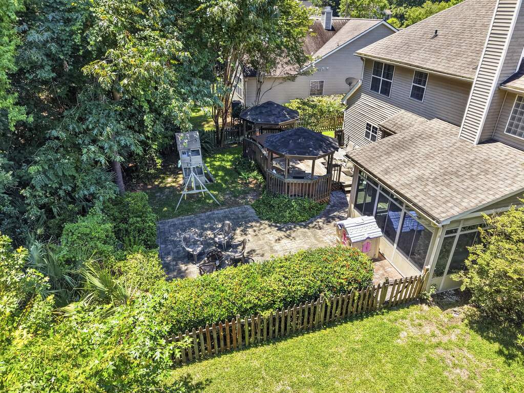 4 Bedroom Single Family Home/House's Image 24