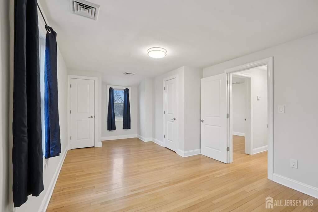 3 Bedroom Single Family Home/House's Image 16