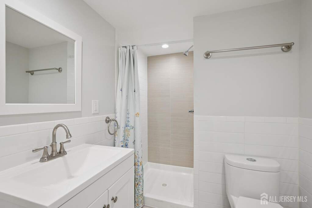 3 Bedroom Single Family Home/House's Image 20