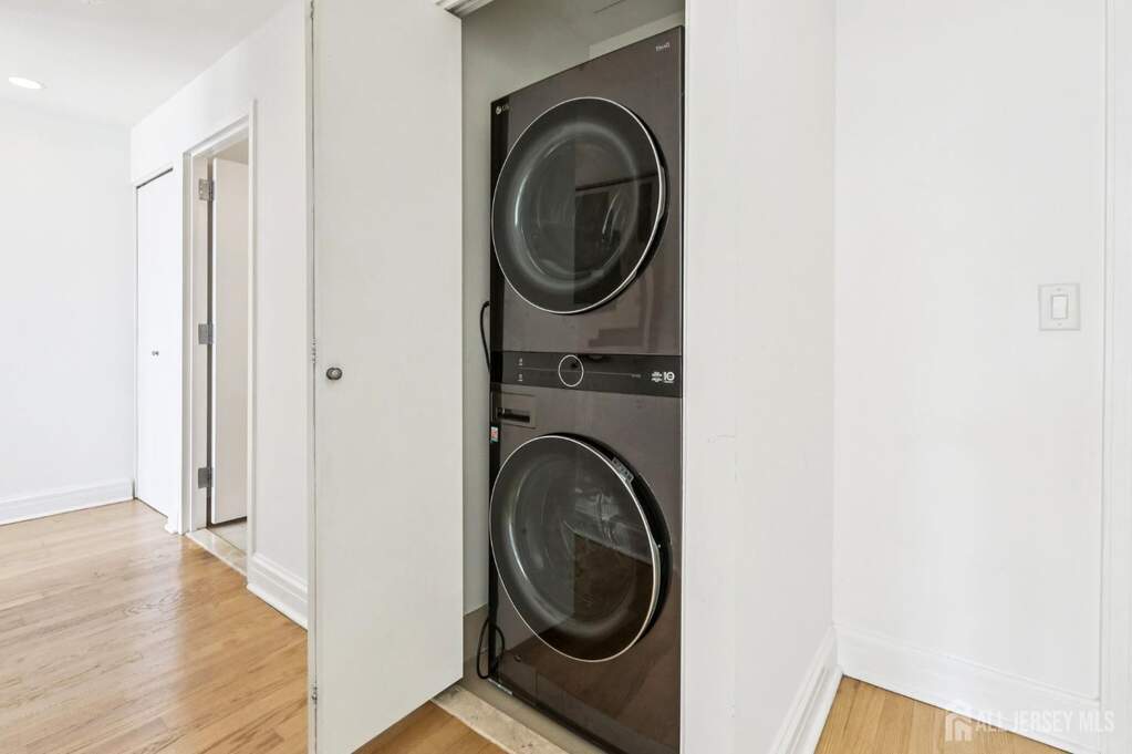2 Bedroom Apartment/Flat's Image 9