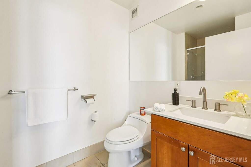 2 Bedroom Apartment/Flat's Image 14
