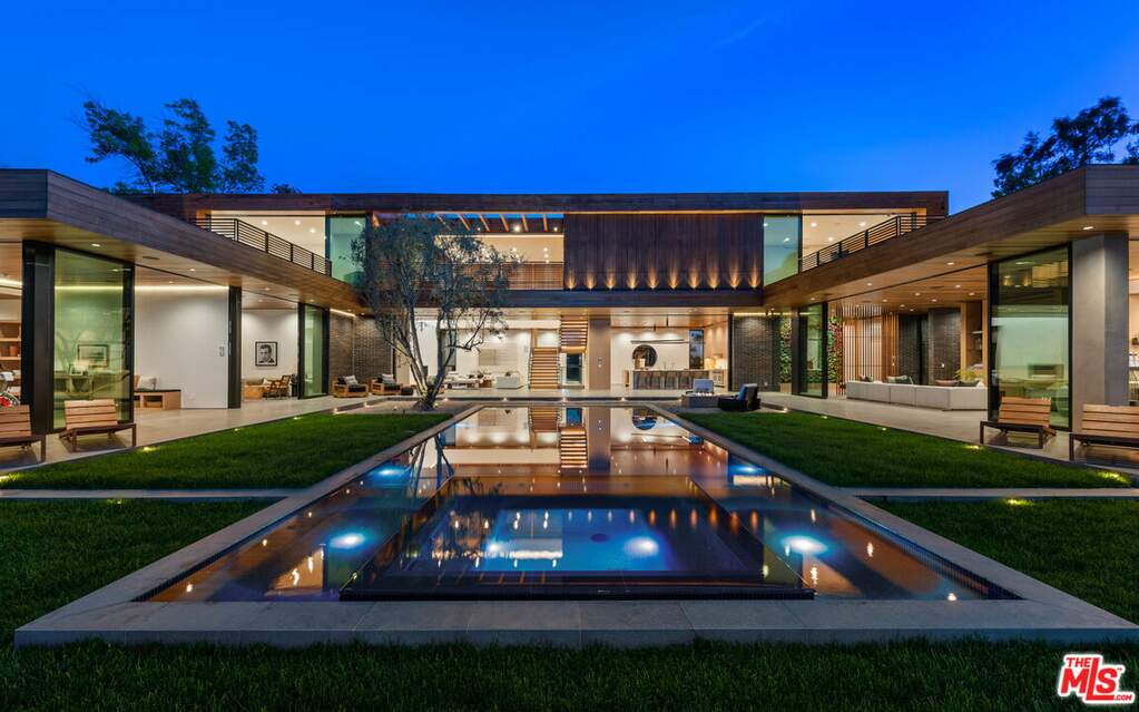 9705 Oak Pass Rd, Beverly Hills, CA 90210 with ID CLAW25505925