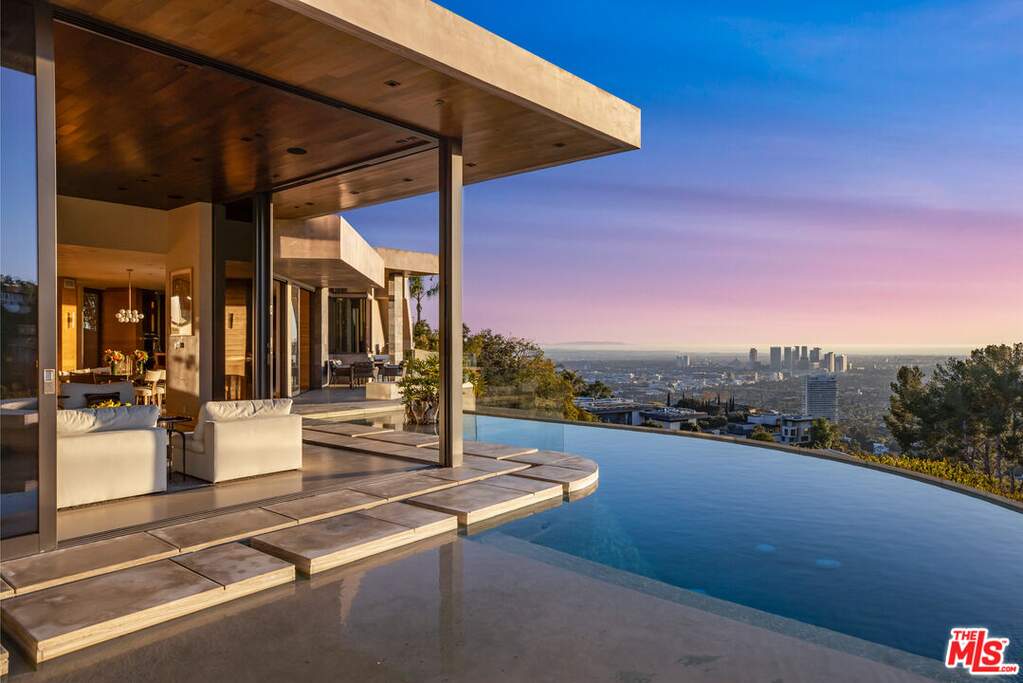 1525 Blue Jay Way, Los Angeles, CA 90069 with ID CLAW25564871 | Christie's International Real Estate