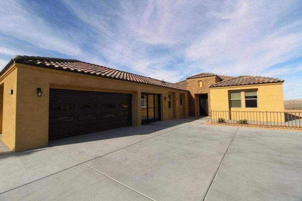 56920 Hidden Gold Court photo