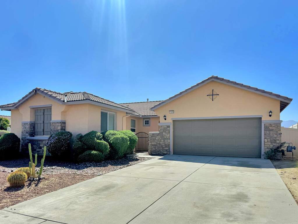 11693 Mountain Hawk Lane photo