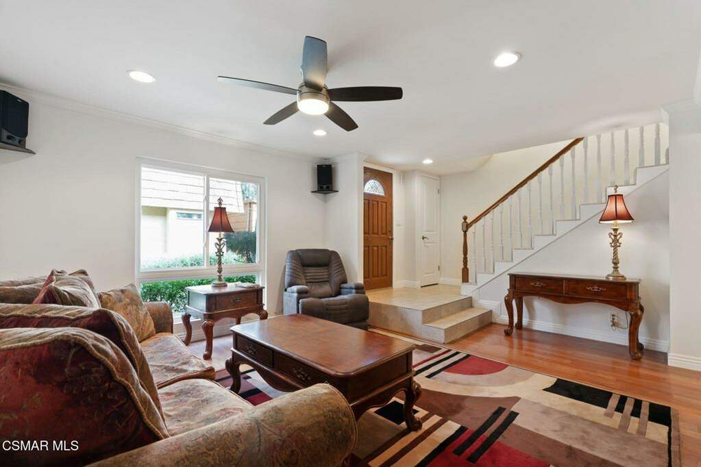 27444 Country Glen Road photo