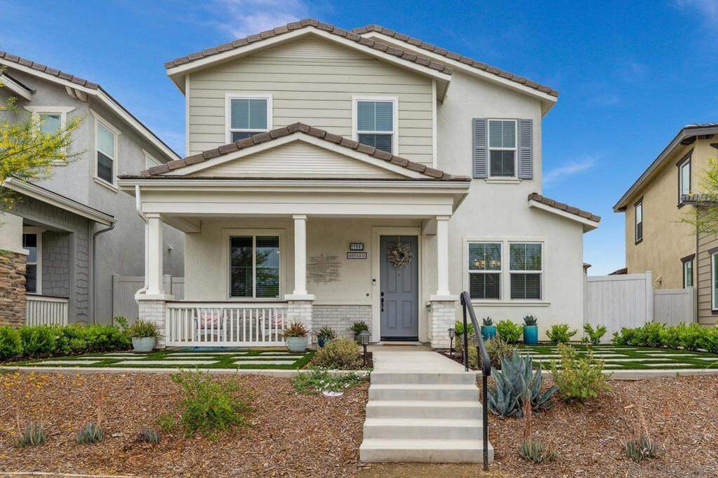 27661 Heritage Ln, Valley Center, CA 92082