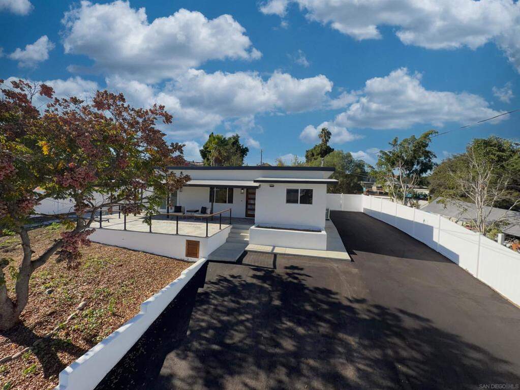 2108 El Prado Ave photo