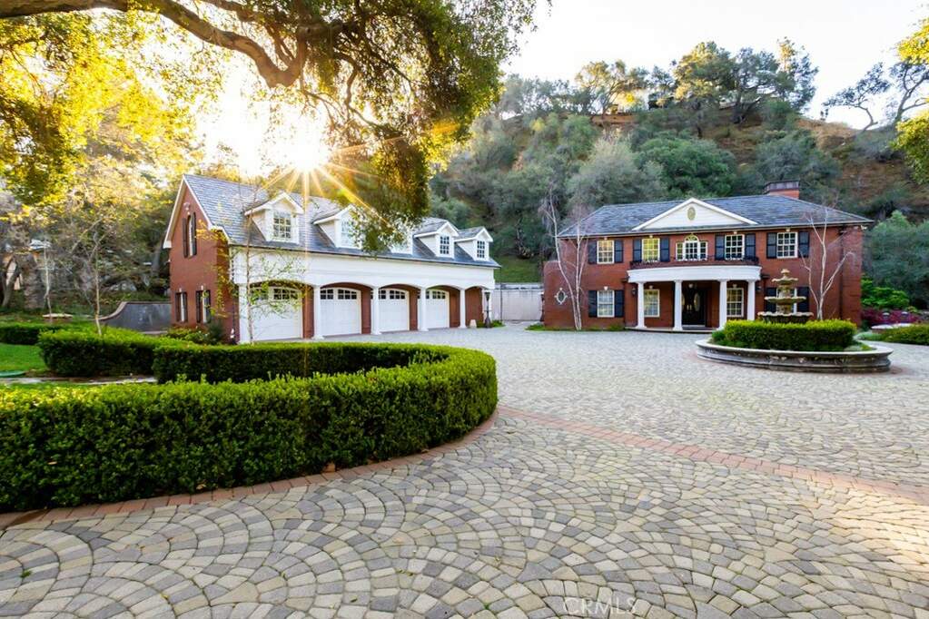 10 Woodlyn Lane photo