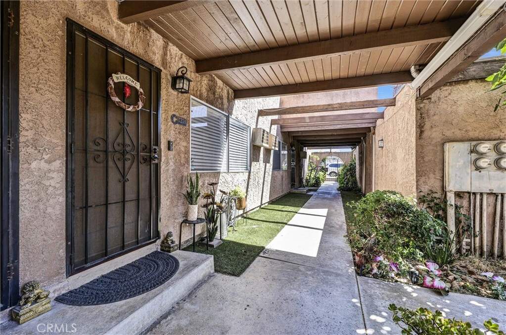 1837 Temple Avenue #C photo