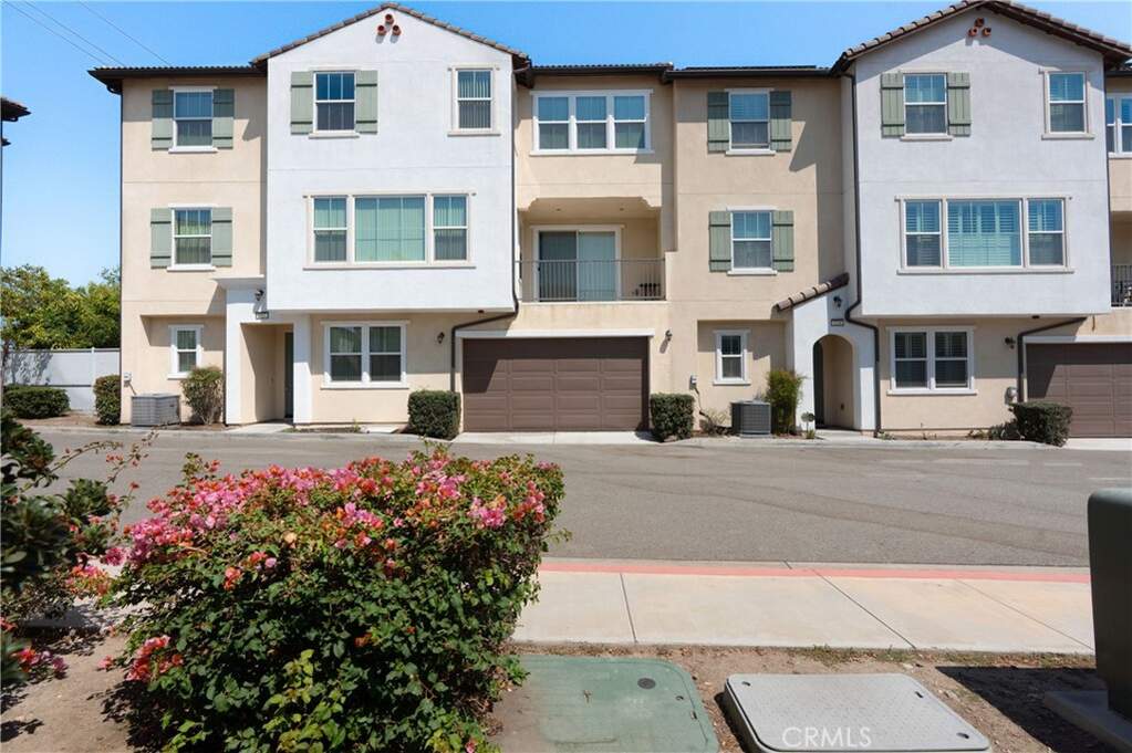 227 Promenade Street photo
