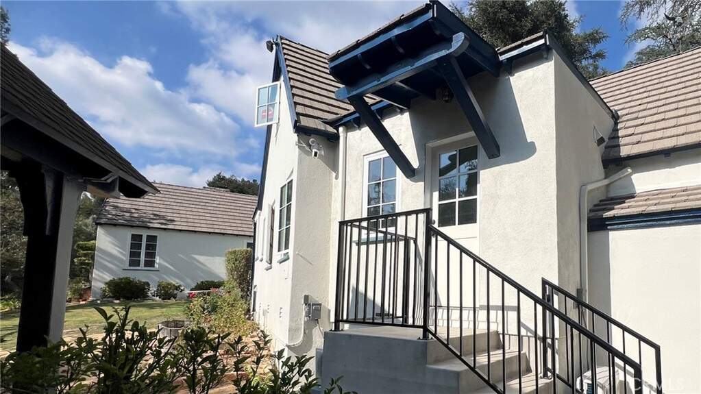 5165 Alta Canyada Rd photo