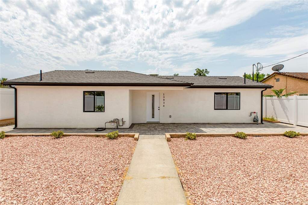13934 Filmore Street photo