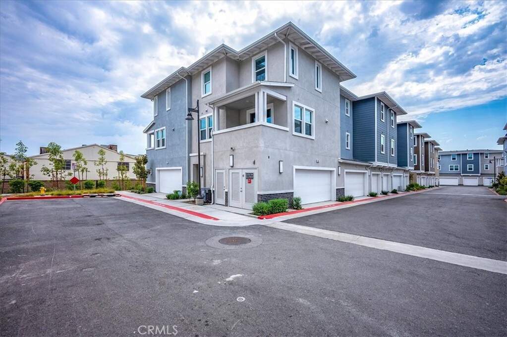 202 Farley Lane photo